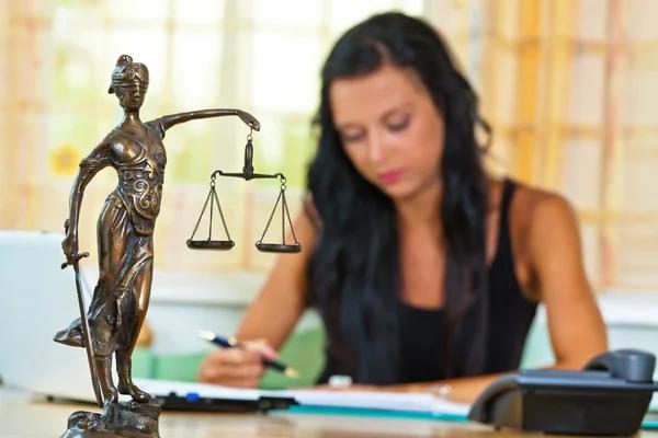 Why Hiring a Criminal Defense Attorney in Cincinnati Matters