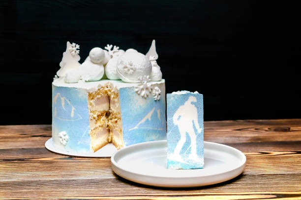 Frosted Fantasy Elsa Cake for a Truly Magical Celebration
